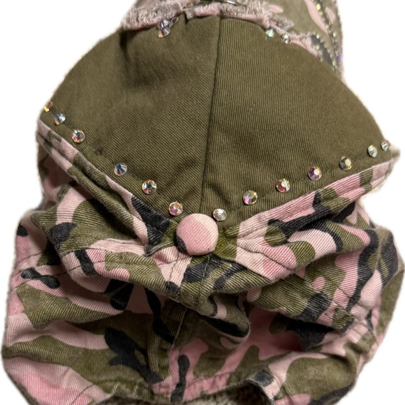 Embellished Rhinestone Bling Camouflage Cap, OSFA, Velcro back, preowned - Picture 4 of 9
